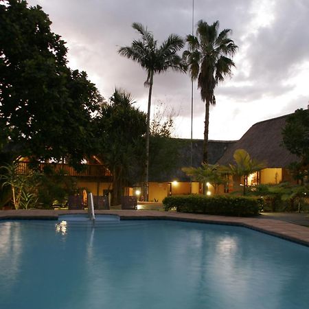 Amazulu Lodge Saint Lucia Estuary Екстериор снимка