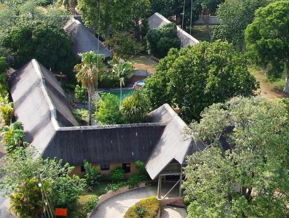 Amazulu Lodge Saint Lucia Estuary Екстериор снимка