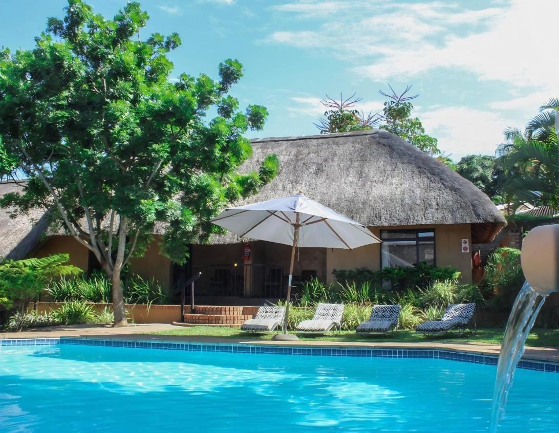 Amazulu Lodge Saint Lucia Estuary Екстериор снимка